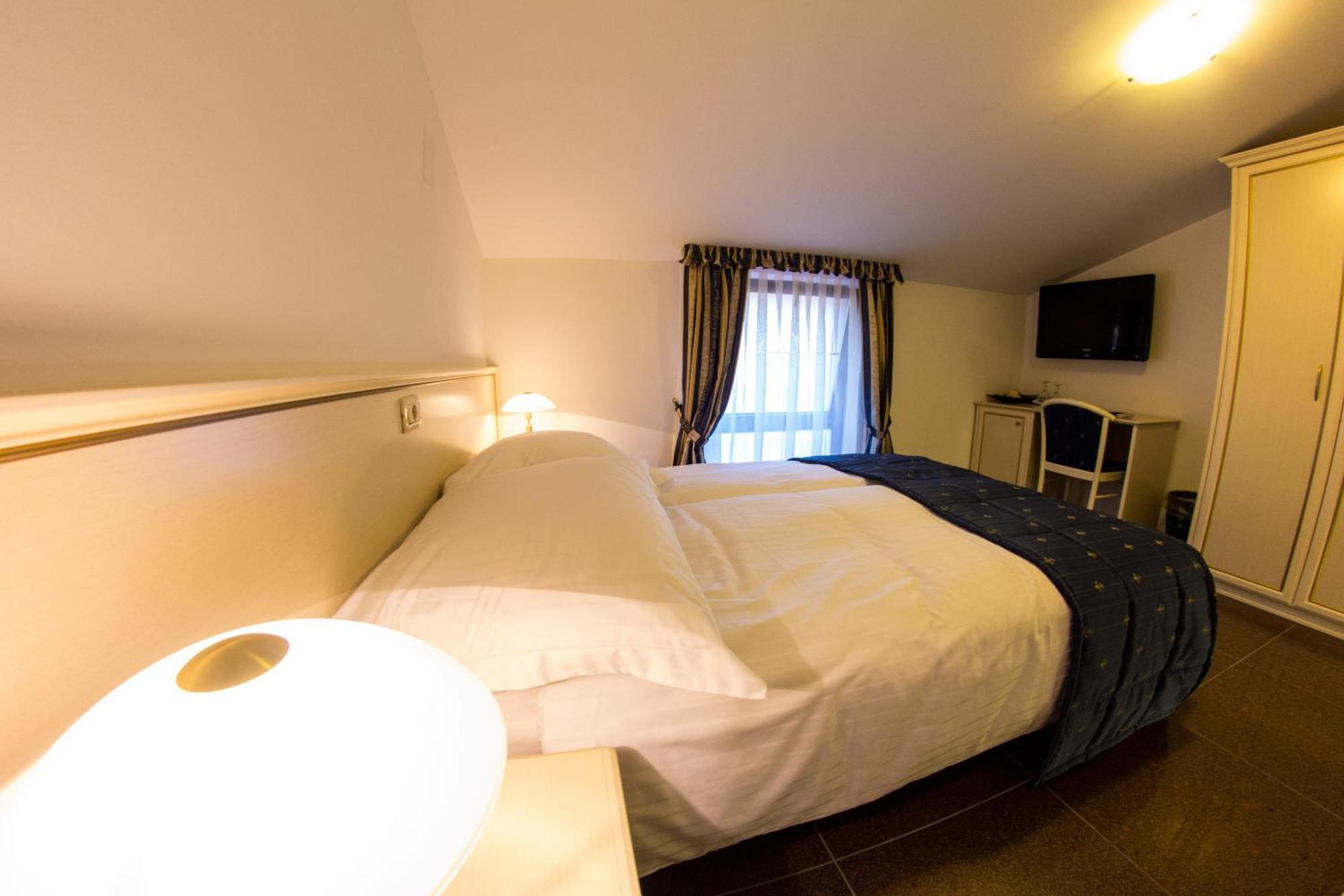 נובה גוריקה Guest House Sterk מראה חיצוני תמונה