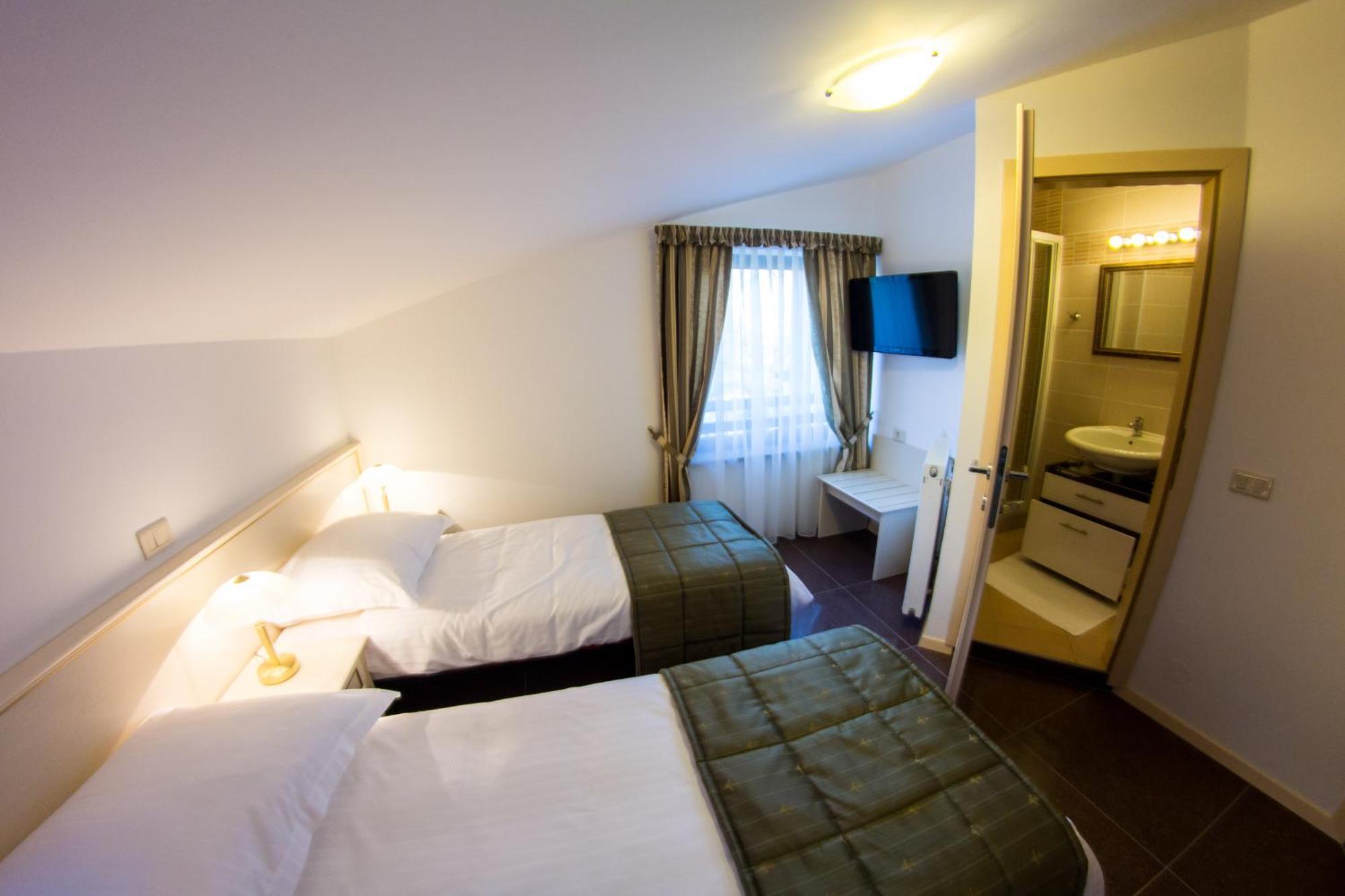 נובה גוריקה Guest House Sterk מראה חיצוני תמונה